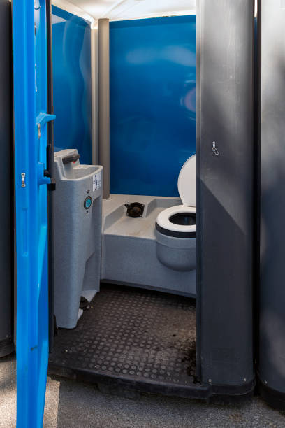 Best Portable bathroom rental  in Daphne, AL
